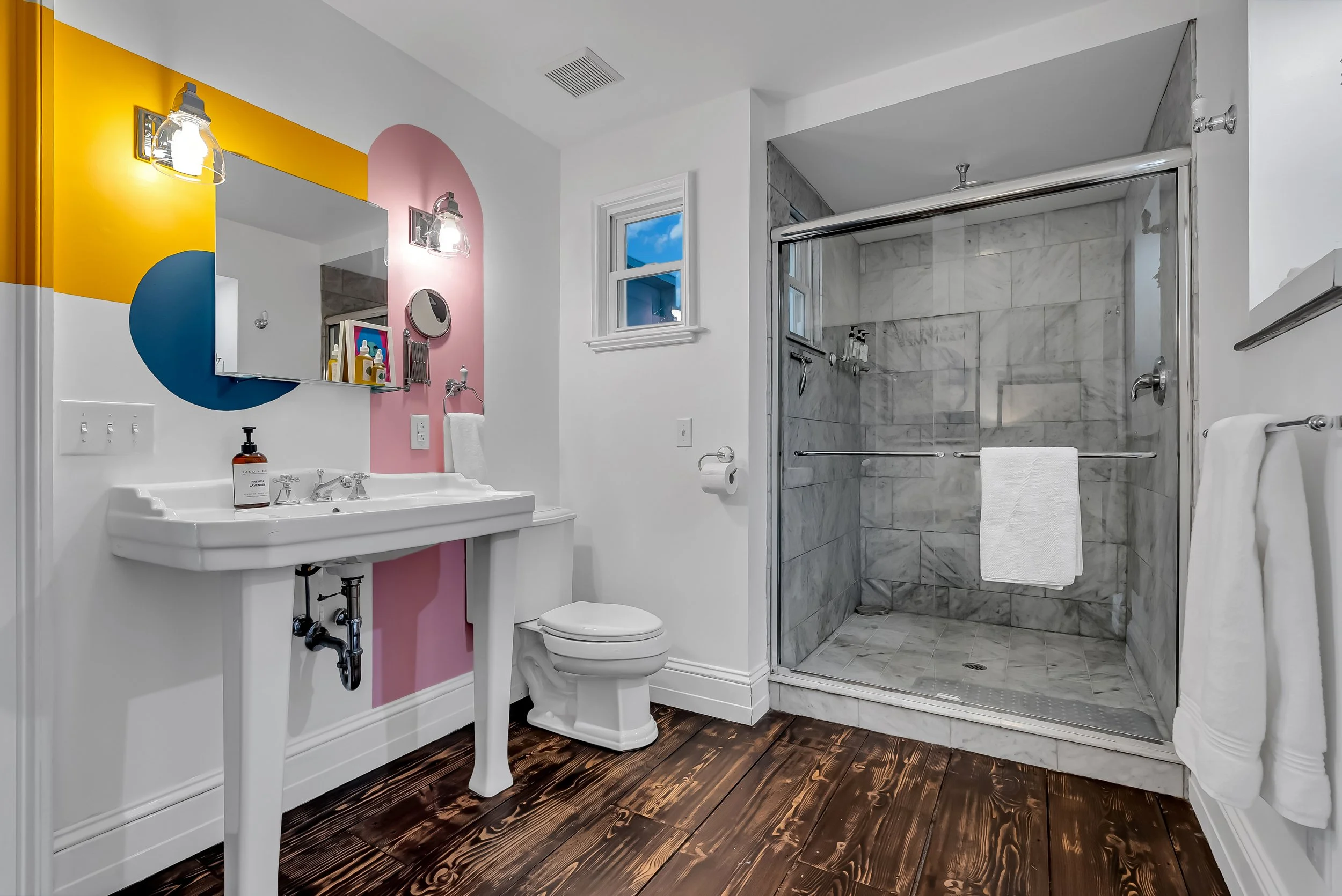Full bath 1