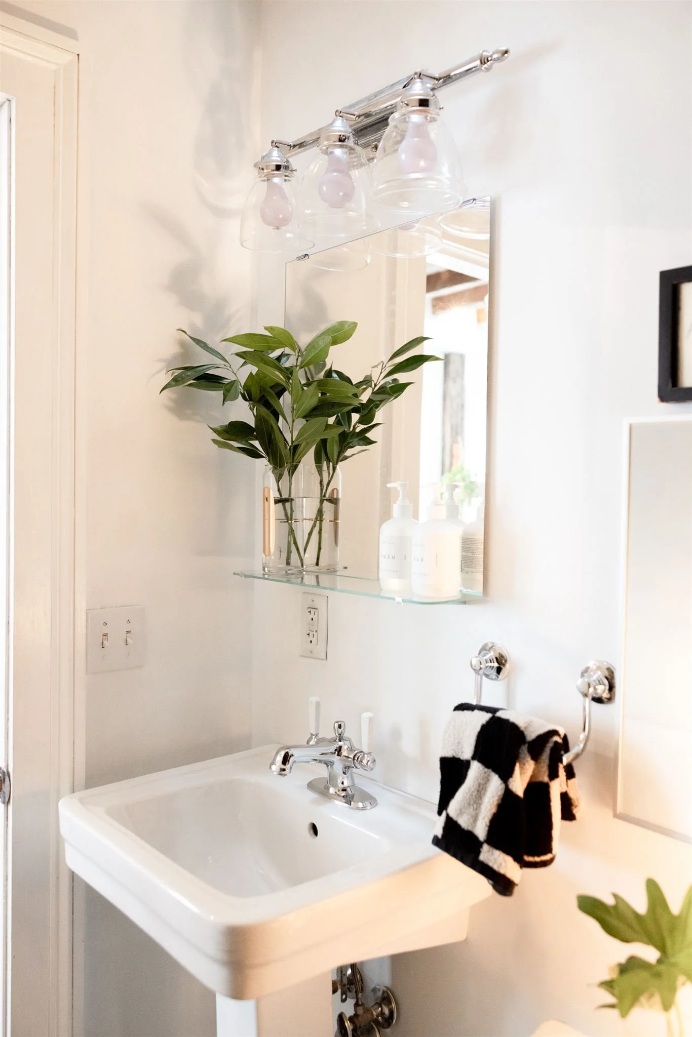 Powder room